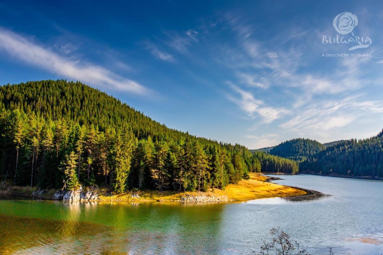 "Моето Любимо Място", Смолянски Езера - "My Favorite Place", Smolyan Lakes 외부 사진